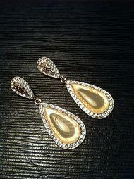 欧美水钻耳环复古图片,水钻耳环的璀璨演绎